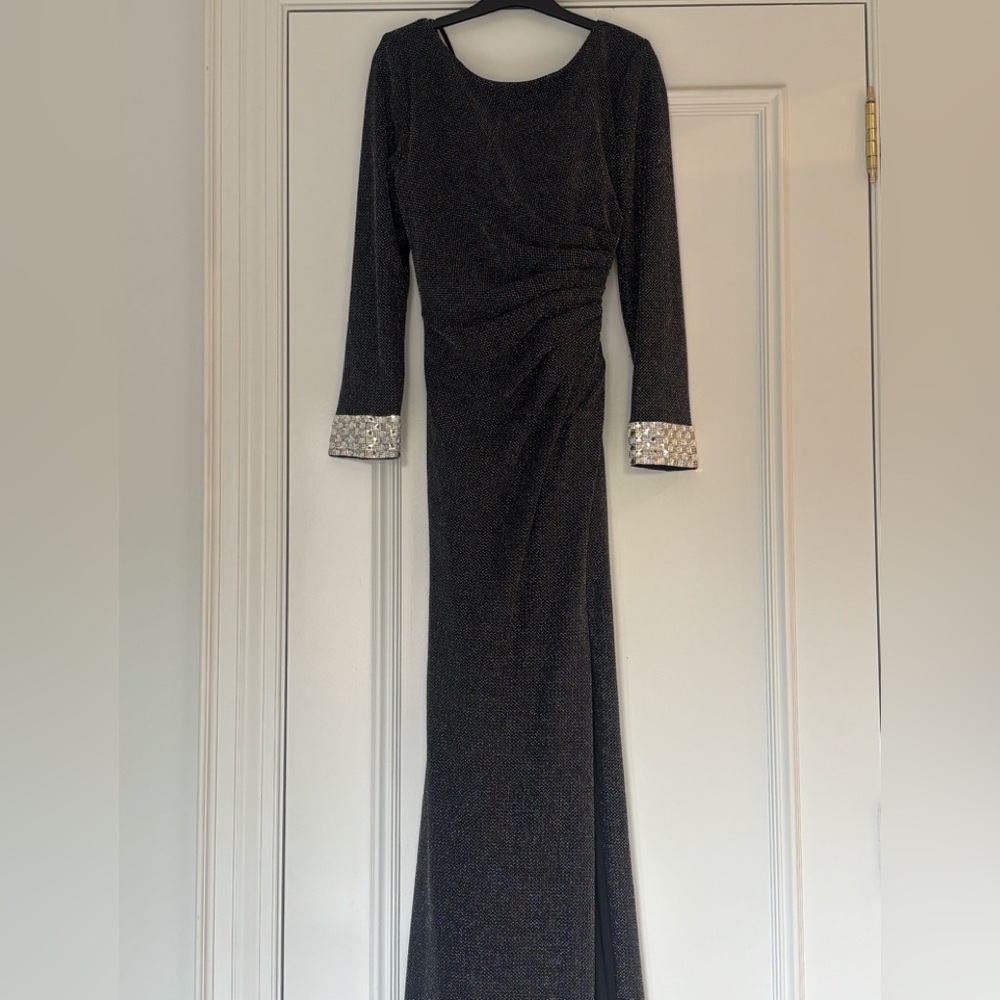 Maxi dress. Stunning. Missoni type fabric, Hollywood glamour.